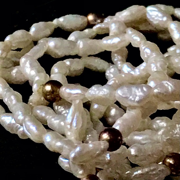 Vintage Costume Jewelry Collection - Picture 15 of 16